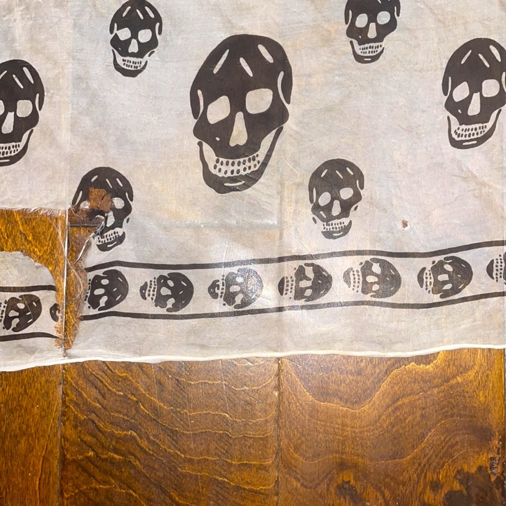 Alexander McQueen Scarf - Picture 4 of 4